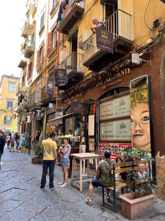 Oikos Guest House Napoli Exterior foto