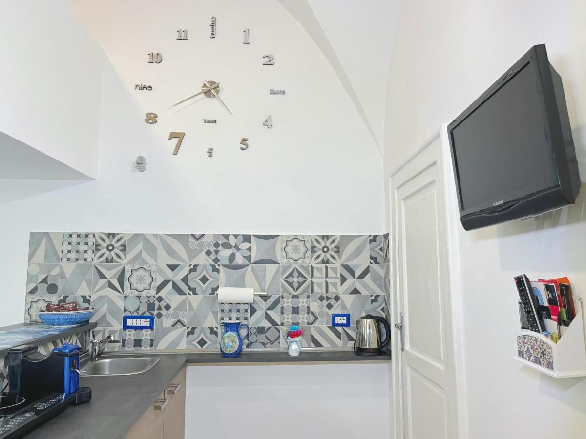 Oikos Guest House Napoli Exterior foto