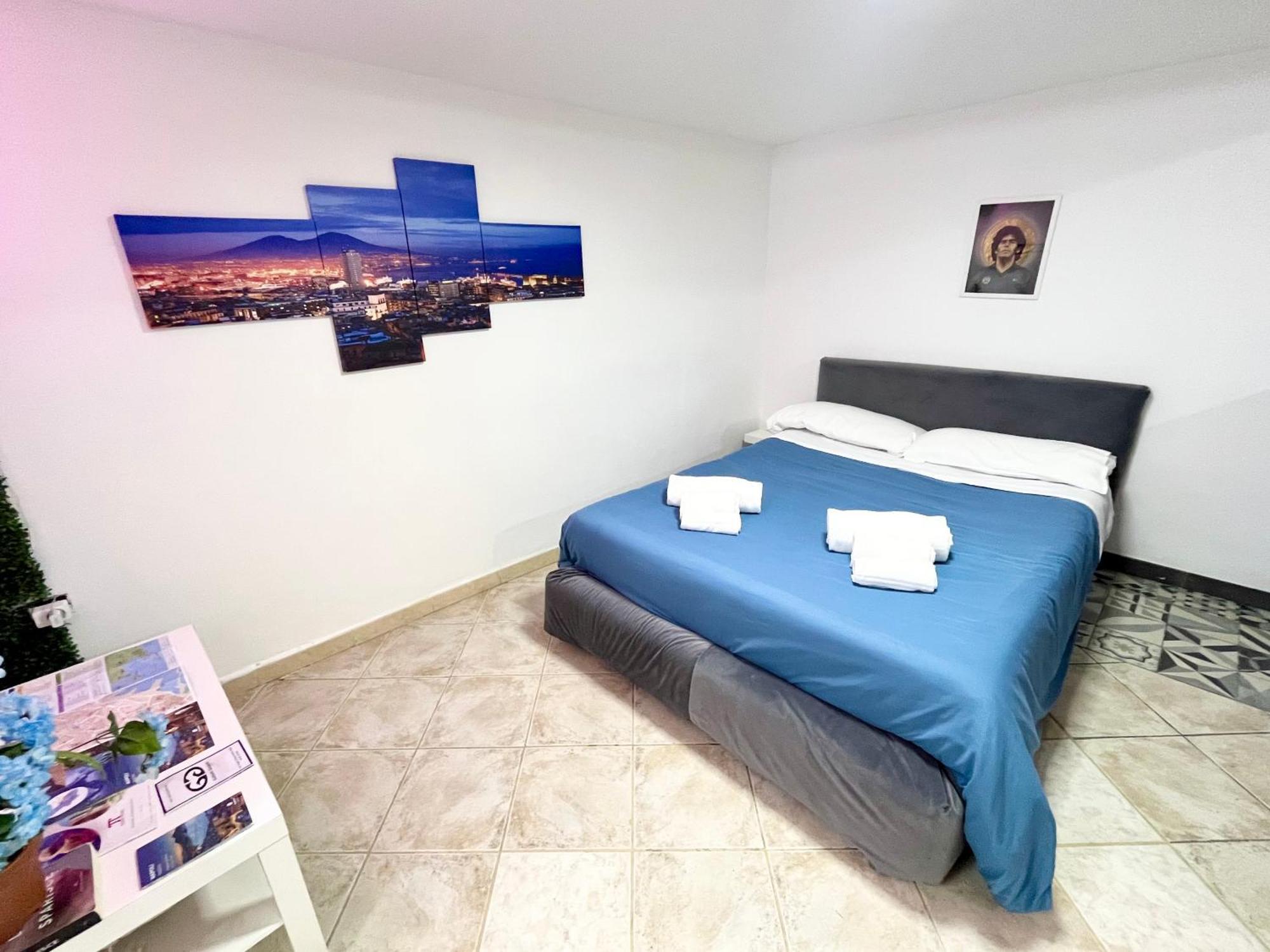 Oikos Guest House Napoli Exterior foto